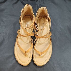 BRAND NEW FOREVER CHEERFUL-77 SOLID GLADIATOR FLAT BACK ZIPPER SANDAL